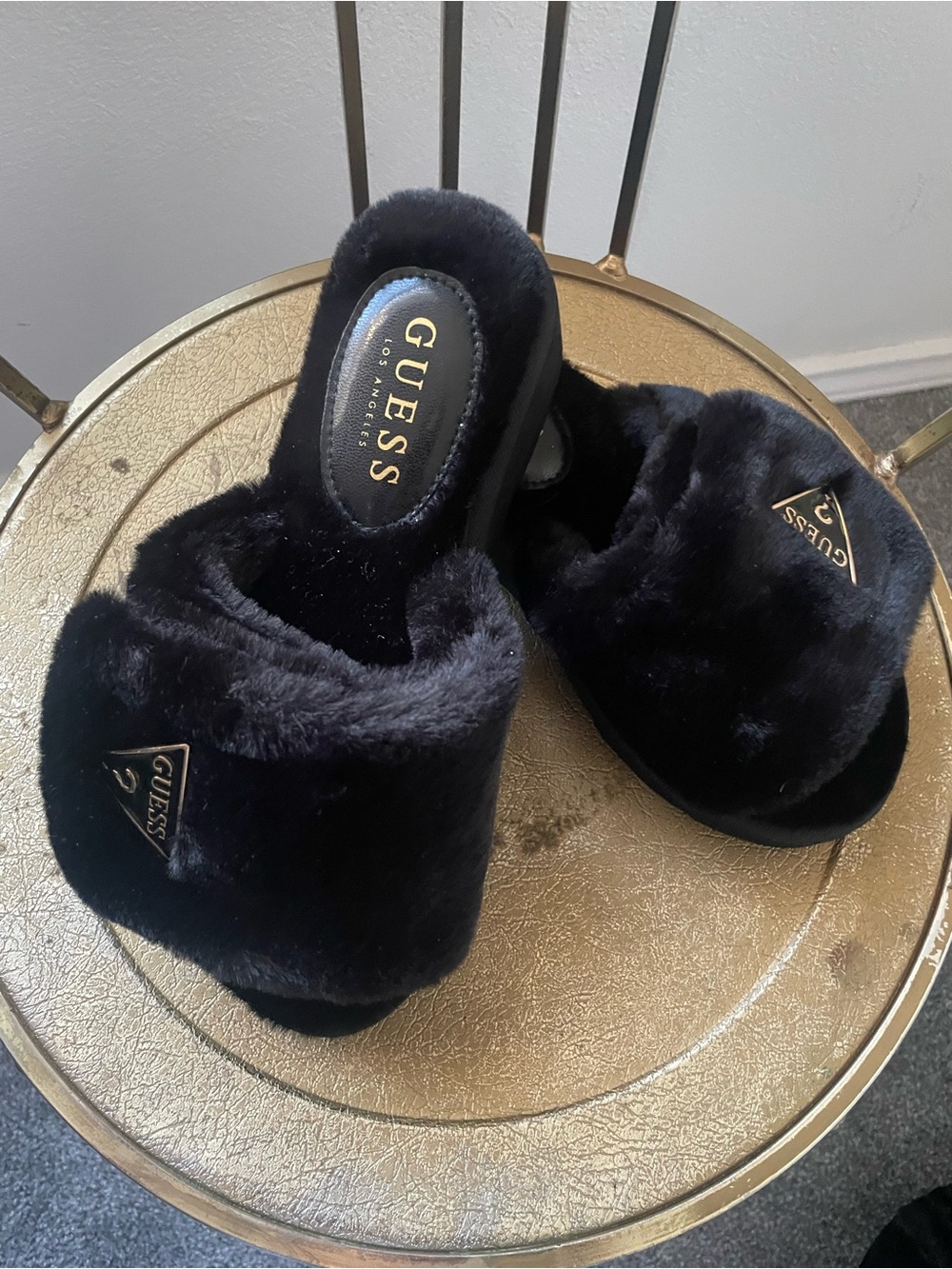 Faux Fur Guess Platform Sandals size 5